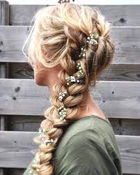 Weave a lace side braid in which the top section is always an addition of new hair. Wedding Hairstyles Hairstyles Wedding Braids