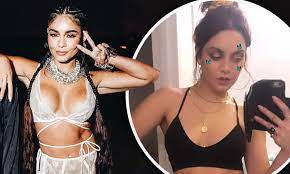Vanessa Hudgens unveils VERY busty new look while modeling Rihanna's new  lingerie | Daily Mail Online