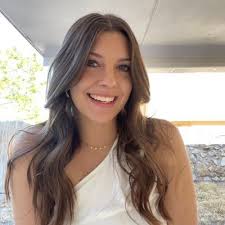 Val Cox (@garay_val5)