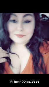 Lacey Cooley (@laceyraecooley)