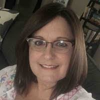 Rachael Endsley's Instagram, Twitter & Facebook