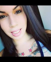 I L0st my sister yesterday 😢 😭 R. |. P Dear sister I wish I had the  chance to chart you that yesterday 😭😭😭but my mine keep