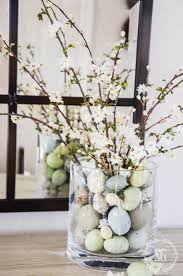 From colourful diy centerpieces to personalised place settings, georgina will show us how to make sure our festive table is a showstopper. Easy Easter Arrangement Diy Stonegable Easter Arrangement Easter Centerpieces Easter Flowers