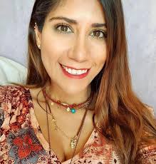 Esta muñeca me dice “mamá” y yo soy la más feliz de tenerla en mi vida!.  Por otro lado tengo la dicha de tener una mamá que está siempre pendiente  de cada