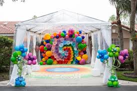 See more ideas about graduation party decor, senior graduation party, graduation party high. 34 Social Distancing Parties For Birthdays Baby Showers Weddings More To Inspire Your Safe Celebration Partyslate