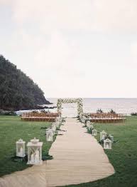 Hawaiian Wedding Venues With Serious Tropical Vibes Waterfront Wedding Venue Beach Wedding Locations Coastal Wedding Venues