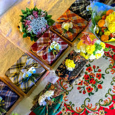 Luxury engagement gifts luxury wedding gifts wedding hamper wedding gift boxes big wedding cakes wedding set up trousseau packing wedding flower packages wedding bottles. 44 Gambar Hidden Hantaran Apa Kelebihan Guna Konsep Idea Hantaran Tersembunyi Sayidahnapisahdotcom