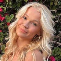 800+ "Pattison" profiles