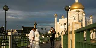 Check spelling or type a new query. Todesstrafe Brunei Strafe Gegen Homosexuelle Verteidigt