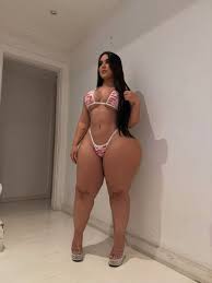 Victoria Matosa thick legs beauty