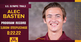 Val Larson (@valerielarsonn)