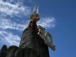 Bienvenue au parc astérix ! Parc Asterix And La Cite Suspendue Hotel Nr Paris France