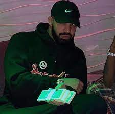 Pin By Thea Carter On Drizzy Drake Drake Drizzy Drake Photos Drake Fashion