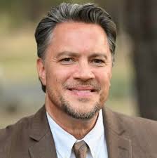 Yesterday I picked up 16 panels and a handful of optimizers. I'd like to  know, what's the best way to add these to my growatt inverters (es5000)and  eg4 batteries. I'm thinking I