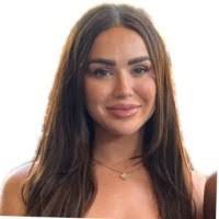 Paige Almond's Instagram, Twitter & Facebook