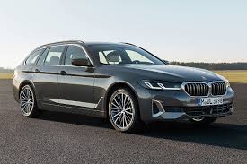 Mit dem design der optionalen heckgestaltung, breitenbetonung durch horizontale linien. Bmw 5er Facelift 2020 Bilder Bilder Autobild De