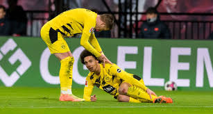 Ganz nah am team, mit vollgas und schwarzgelbem adrenalin, kannst du dich hier für besondere fanerlebnisse mit opel. Axel Witsel Wird Bvb Lange Fehlen Bvb De