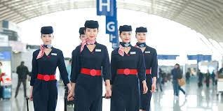 Penumpang yang terhormat, sesaat lagi kita akan mendarat di bandar udara dikembangkan dengan perhatian, para penumpang pesawat garuda indonesia dengan nomor penerbangan ga328 tujuan surabaya dipersilahkan naik ke pesawat udara melalui pintu a12. Beginilah Kata Kata Yang Digunakan Para Pramugari Ketika Take Off Info Penerbangan