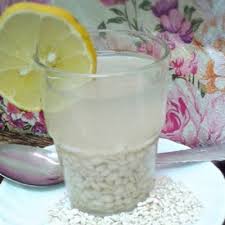Masukkan irisan lemon dan jahe ke dalam air panas dan diamkan selama dua puluh menit. Minum Air Barli Dapat Turunkan Kolesterol Dan Berat Badan