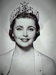 Passed Away Queens..