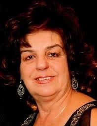 Donna Calder's Instagram, Twitter & Facebook