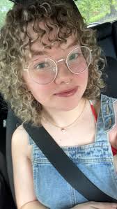 Female roommate wanted in Lee's Summit area