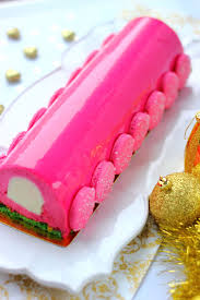 Buche Mousse Framboise Chocolat Blanc Genoise Pistache Buche Mousse Framboise Mousse Framboise Chocolat Blanc