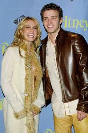 The outfits looked kind of dorky, so i was like, 'let's tie up our shirts, and be cute,' she told people magazine in 2000. Britney Spears Best Looks From The Early 2000s Whoabella