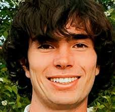 Miguel Wills's Instagram, Twitter & Facebook