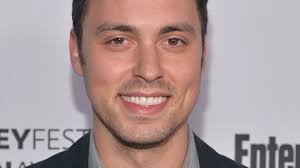 John Francis Daley Is 'Bones' Greatest Victory, Because You Can Never Have  Too Much Sweets