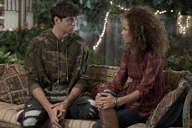 Noah centineo interview with angel and veronica at the 2nd annual aspca rock n roll benefit concert in los angeles, california at the olympic collection on o. The Fosters Bild Noah Centineo Sherri Saum 95 Von 361 Filmstarts De