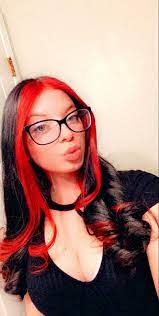 Red Bangs Split Hair Dye Dyed Red Hair Hair Color Underneath Hair Color Streaks