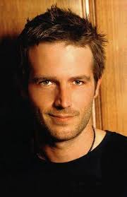 Abrams confirmed that vaughn was never meant to stay dead and vartan was always meant to return for the show's final episodes. Michael Vartan Charity Work Causes Look To The Stars