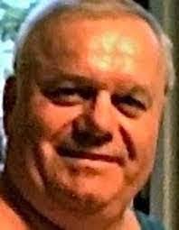 Russell Straub's Instagram, Twitter & Facebook