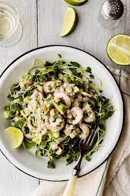 Salade De Crevettes Nordiques Lime Et Poires Salade De Crevettes Recette Salade Salade
