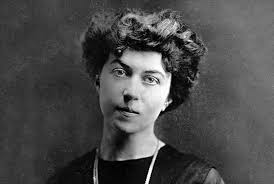 Sie gilt als symbolfigur der freiheit und gleichheit. Revolutionary Romance