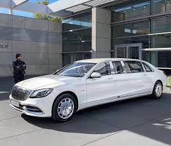 Mercedes Maybach Pullman S650 Is 6 5 Metres In Length Mercedes Maybach Mercedes Car Super Cars