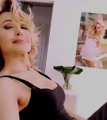 Anna Montanarella's Instagram, Twitter & Facebook