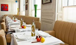 Synonyms for dining hall (other words and phrases for dining hall). Time Out Dubai On Twitter On Difc Anyone Really Ruffle The Feathers Of Best French Restaurant Lpmdubai No In A Word Todrestaurantawards Https T Co Rujfva40cs
