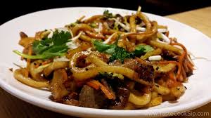 Noodles Company Japanese Pan Noodles Carmelized Udon Noodles Sweet Soy Sauce Broccoli Carrots Noodles And Company Japanese Pan Noodles Noodles Calories