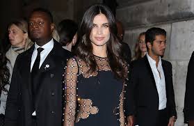 Sara pinto sampaio is a portuguese model and actress. Sara Sampaio Naturliche Brustvergrosserung Dank Quarantane