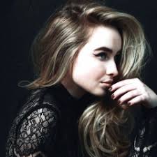 Sabrina carpenter dropped her provocative new single, skin, on friday (jan. Skin Sabrina Carpenter Vagalume