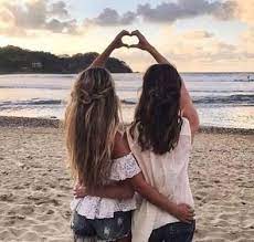 Blonde And Brunette Best Friends Pesquisa Google Friends Photography Bff Images Bff Photoshoot