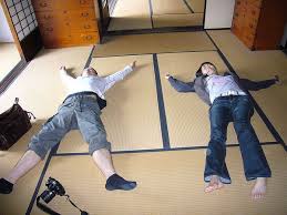 Tatami Japan S Love Affair With Sleeping On The Floor Japan Talk Sleep On The Floor Japanese Sleeping Mat Japanese House