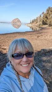 Jade Signature Beach Bar & Grill, 16901 Collins Ave, North Miami Beach, FL  33160, US