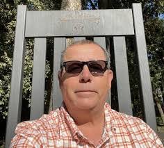 Shaun Garza's Instagram, Twitter & Facebook