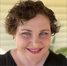 Are there bathrooms nearby the splash pad?