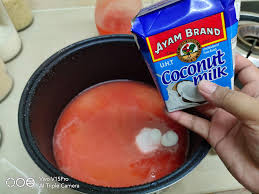 Sama seperti nasi uduk, nasi lemak juga menggunakan santan. Tak Perlu Ke Cameron Ini Resepi Nasi Lemak Sambal Strawberi