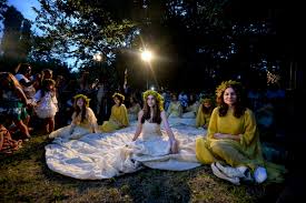 People in the western carpathian mountains celebrate the sânziene holiday annually, on june 24. In Noaptea De Sanziene Se Deschid Cerurile Ce Spune TradiÅ£ia Legende Si SuperstiÅ£ii Eveniment Tribuna