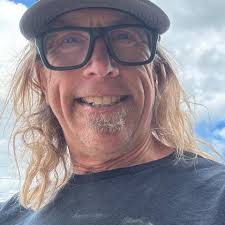 And that's a wrap, folks! Erik Raivo is the lanterne rouge finishing at  5:26 this eve. We started 149 racers, 75 finished, 74 dropped. As usual,  Ken and Jackie would like to